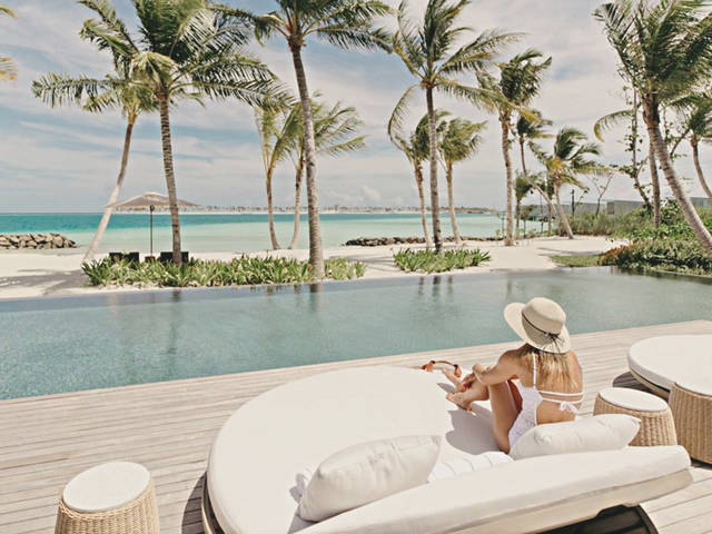 더 리츠 칼튼 몰디브, 파리 아일랜드